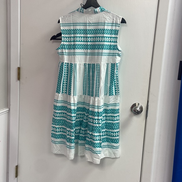 Women’s Teal and White Sleeveless Midi Dress NWT (4566) - Picture 2 of 3